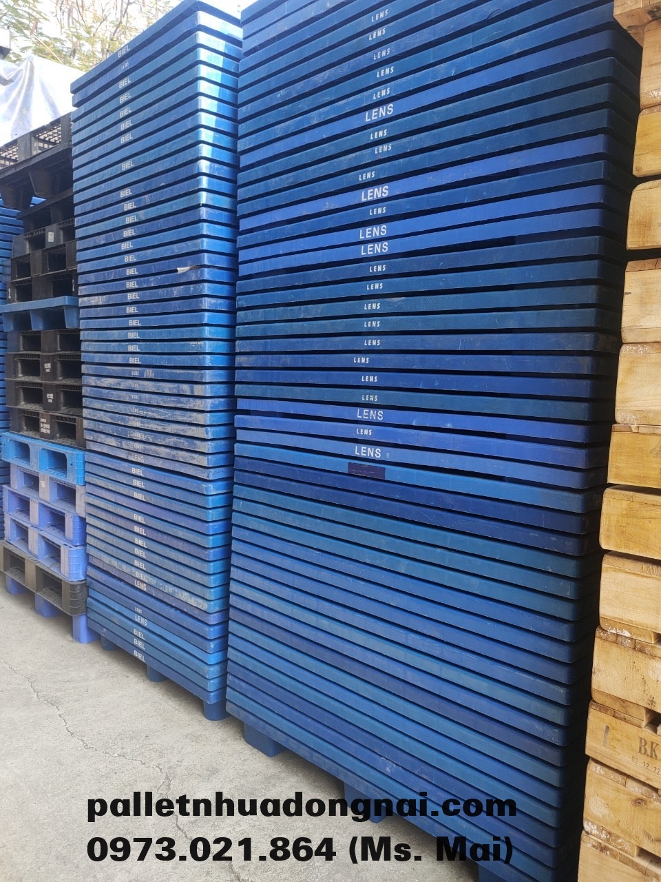 Bán pallet nhựa với giá rẻ nhất thị trên thị trường