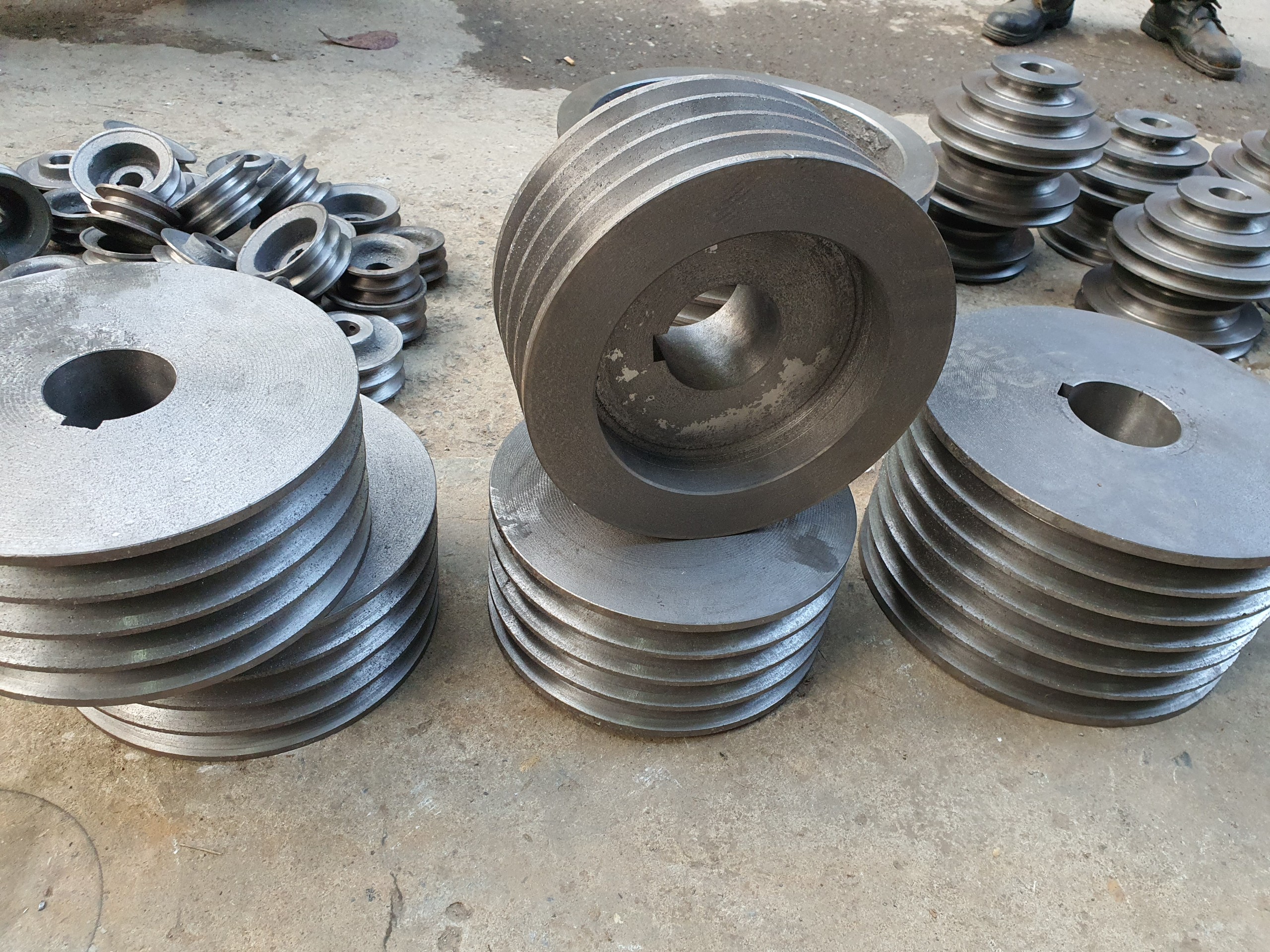 Puly gang, buli gang, pulley gang, bánh xe gang