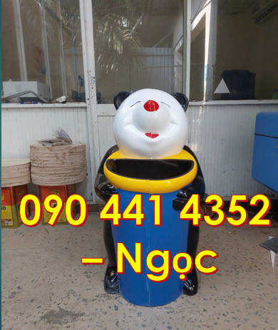 Thùng rác hình thú, thùng đựng rác hình chim cánh cụt tại TPHCM