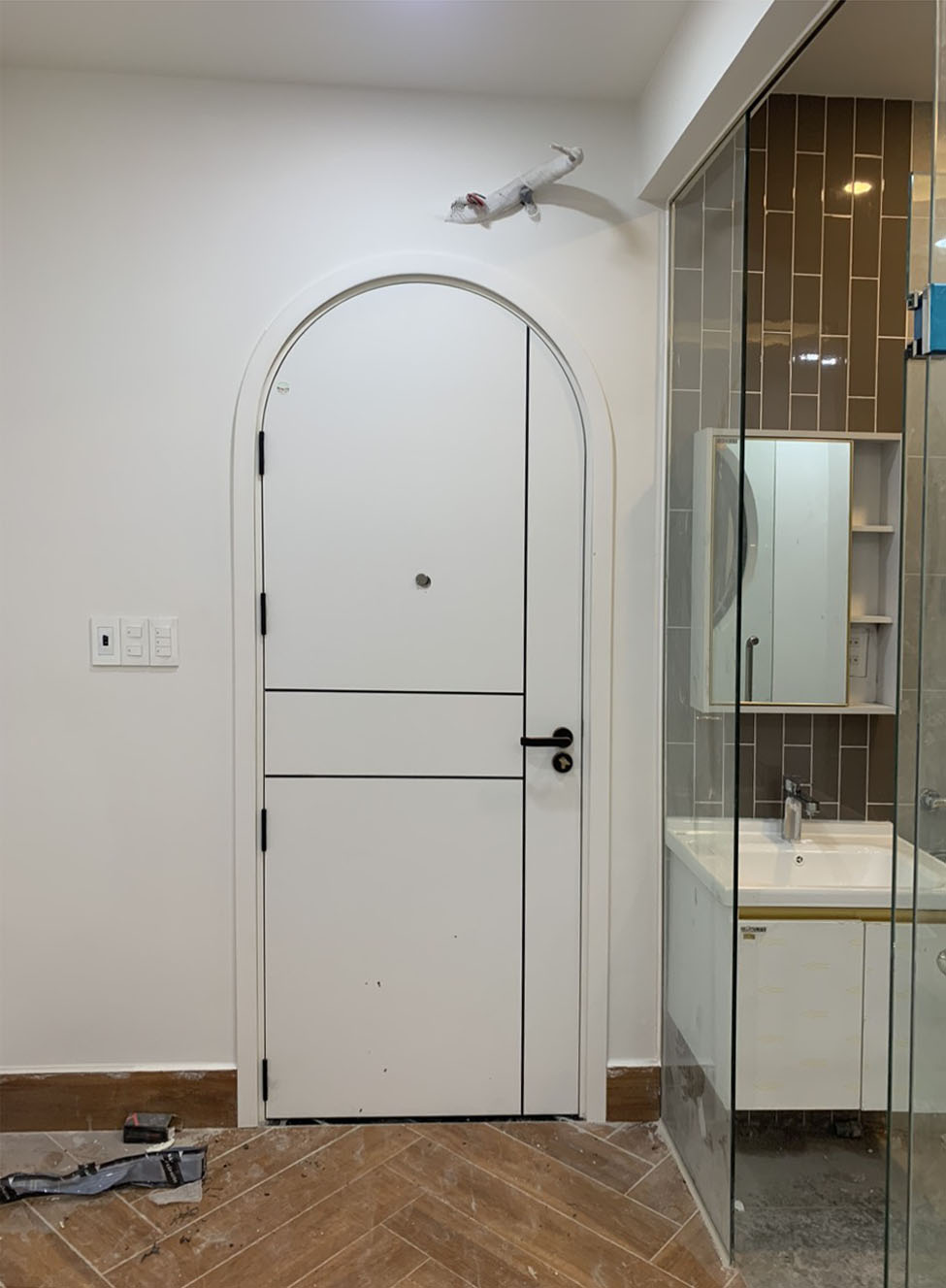 Cửa vòm nhựa composite tại Tiền Giang - Mẫu cửa vòm đẹp