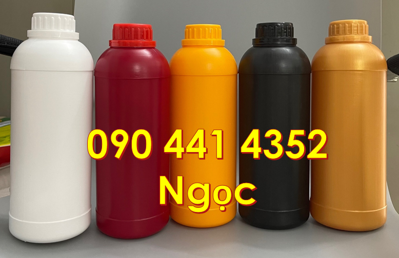 Chai nhựa 1 lít đựng chất lỏng, vỏ chai nhựa 0.5 lít đựng hóa chất