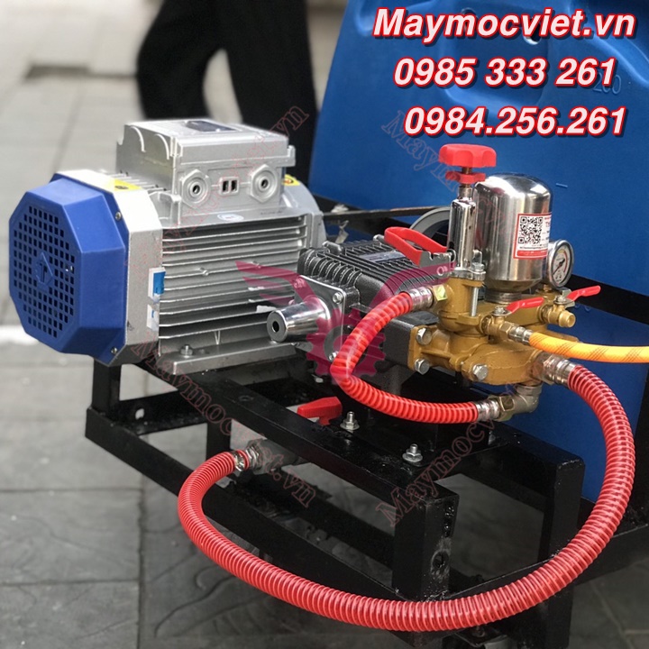 Máy phun thuốc trừ sâu xe đẩy thùng phuy 200L