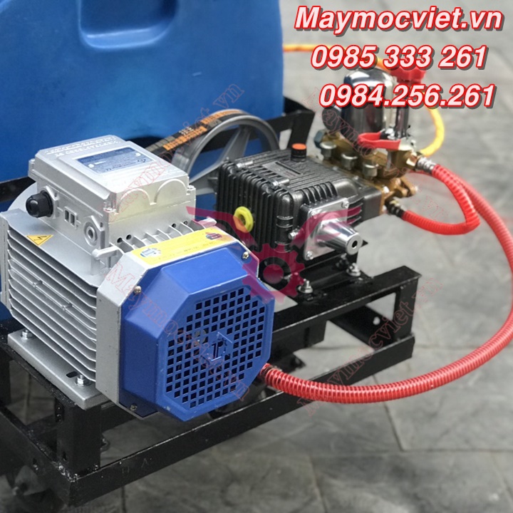 Máy phun thuốc trừ sâu xe đẩy thùng phuy 200L