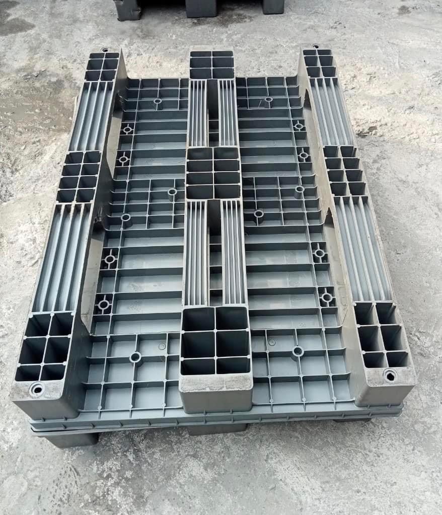 pallet nhựa cũ giá rẻ ưu đãi, liên hệ 0932943488