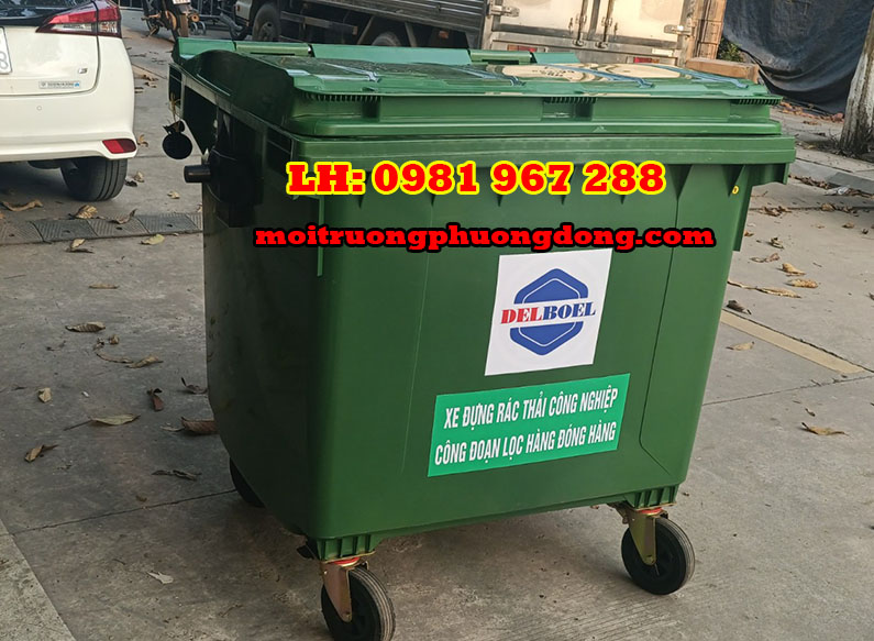 Thùng rác 1000L công cộng màu xanh tại Miền Bắc