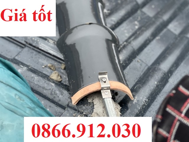 Phụ kiện ngói sóng, kẹp ngói inox 201 và 304