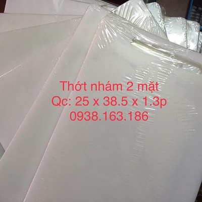 Mua thớt nhựa mặt nhám có tay cầm tại TP.HCM