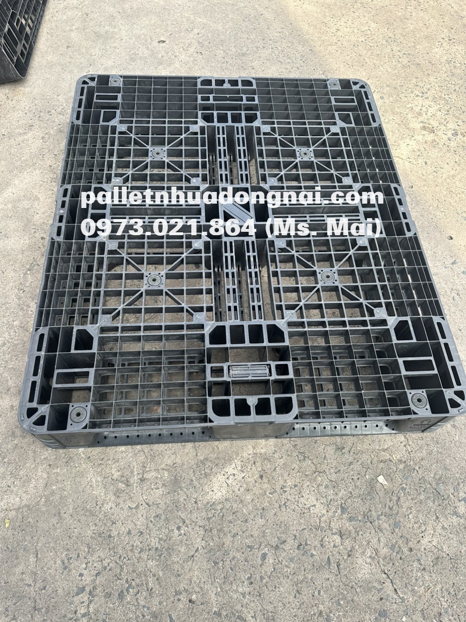 Bán pallet nhựa cũ tại Sài Gòn, liên hệ 0973021864 (24/7)