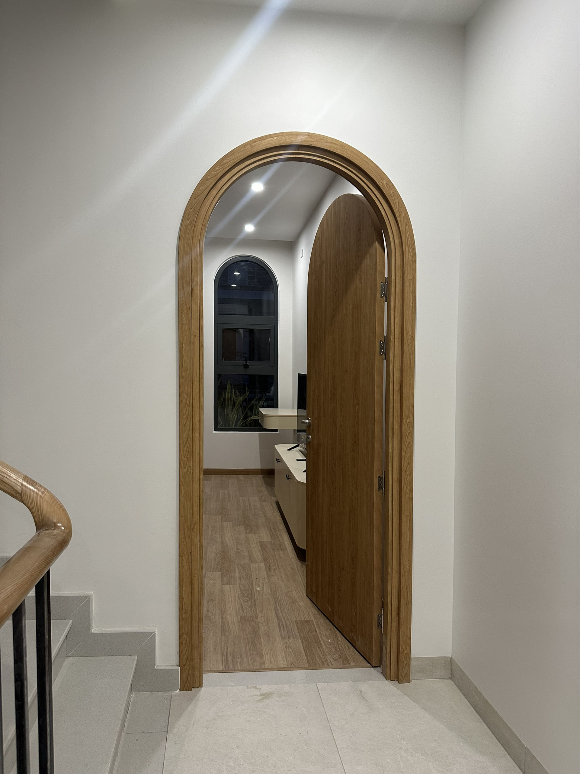 Cửa vòm nhựa composite tại Ninh Thuận - Báo giá chi tiết