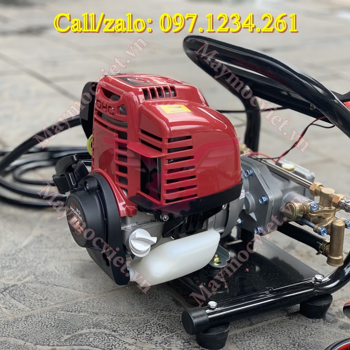 Máy phun thuốc xách tay chạy xăng Turbo TB140 giá tốt