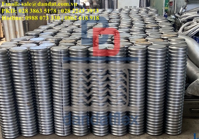 Ống chôn bê tông, ống chịu nhiệt đàn hồi, ống ruột gà sắt bịt 1 đầu