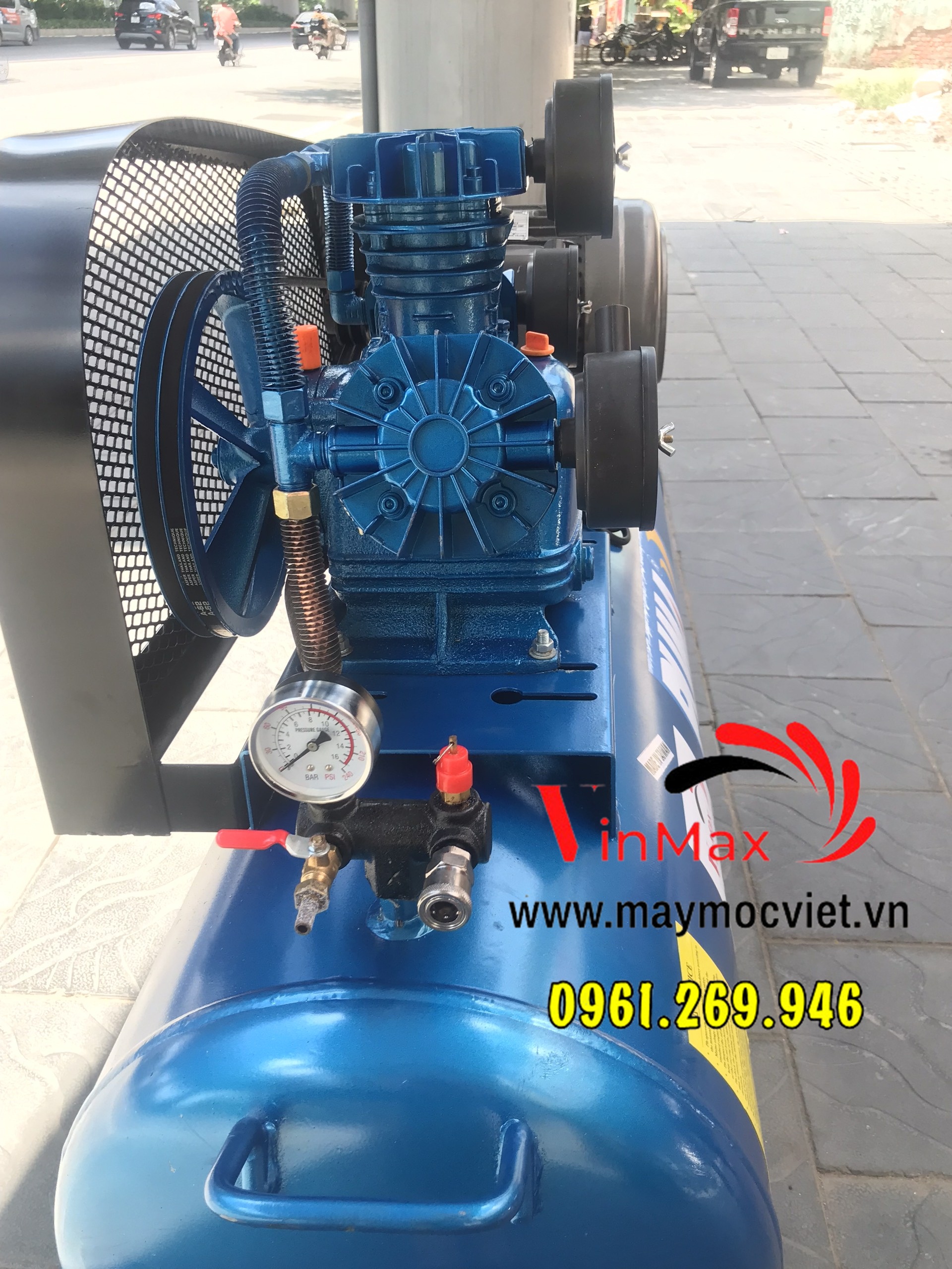 Máy nén khí 200L Puma 4HP điện 3 pha áp 8 cho xưởng mộc giá tốt