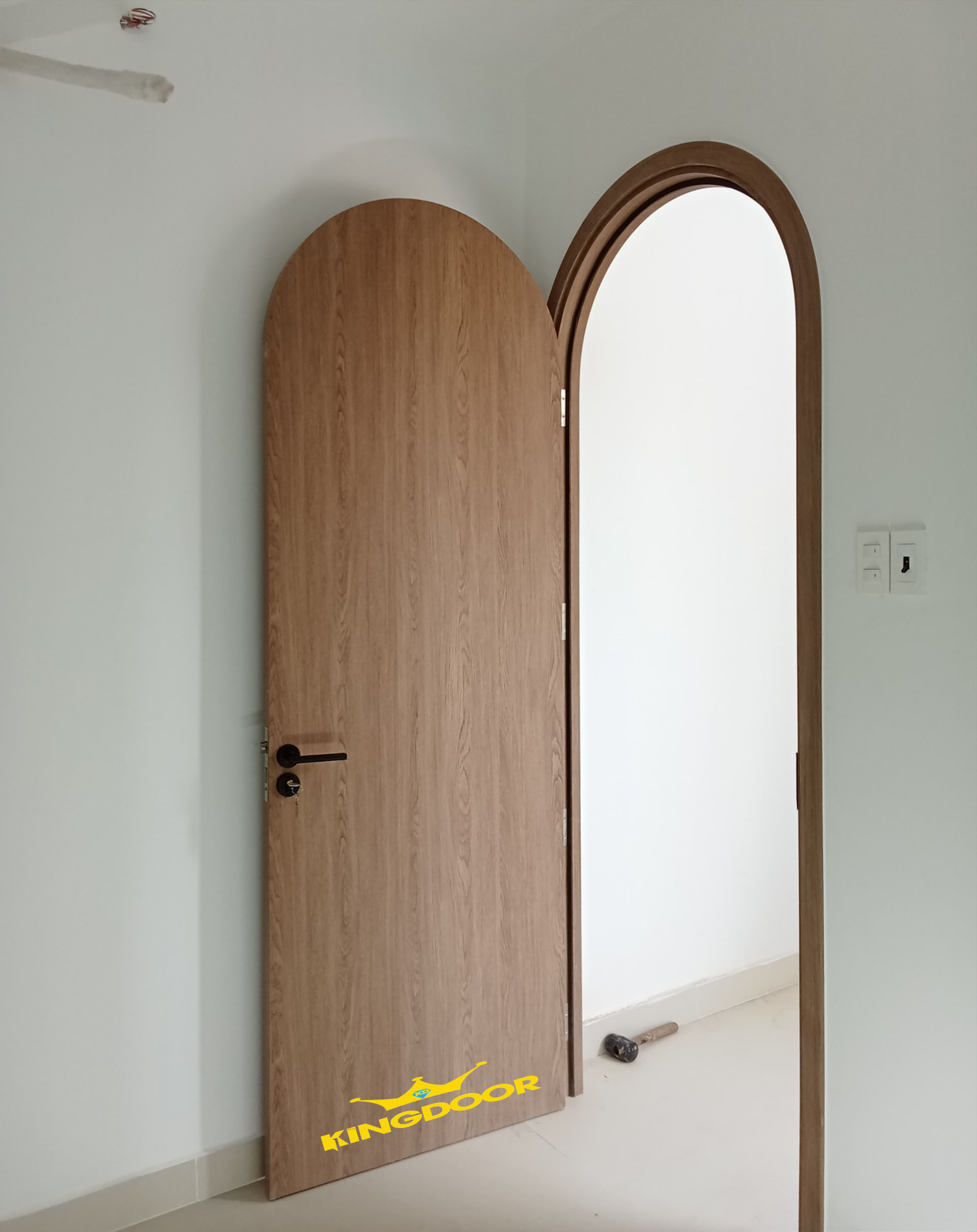 Cửa vòm nhựa composite tại Quận 11 TP HCM