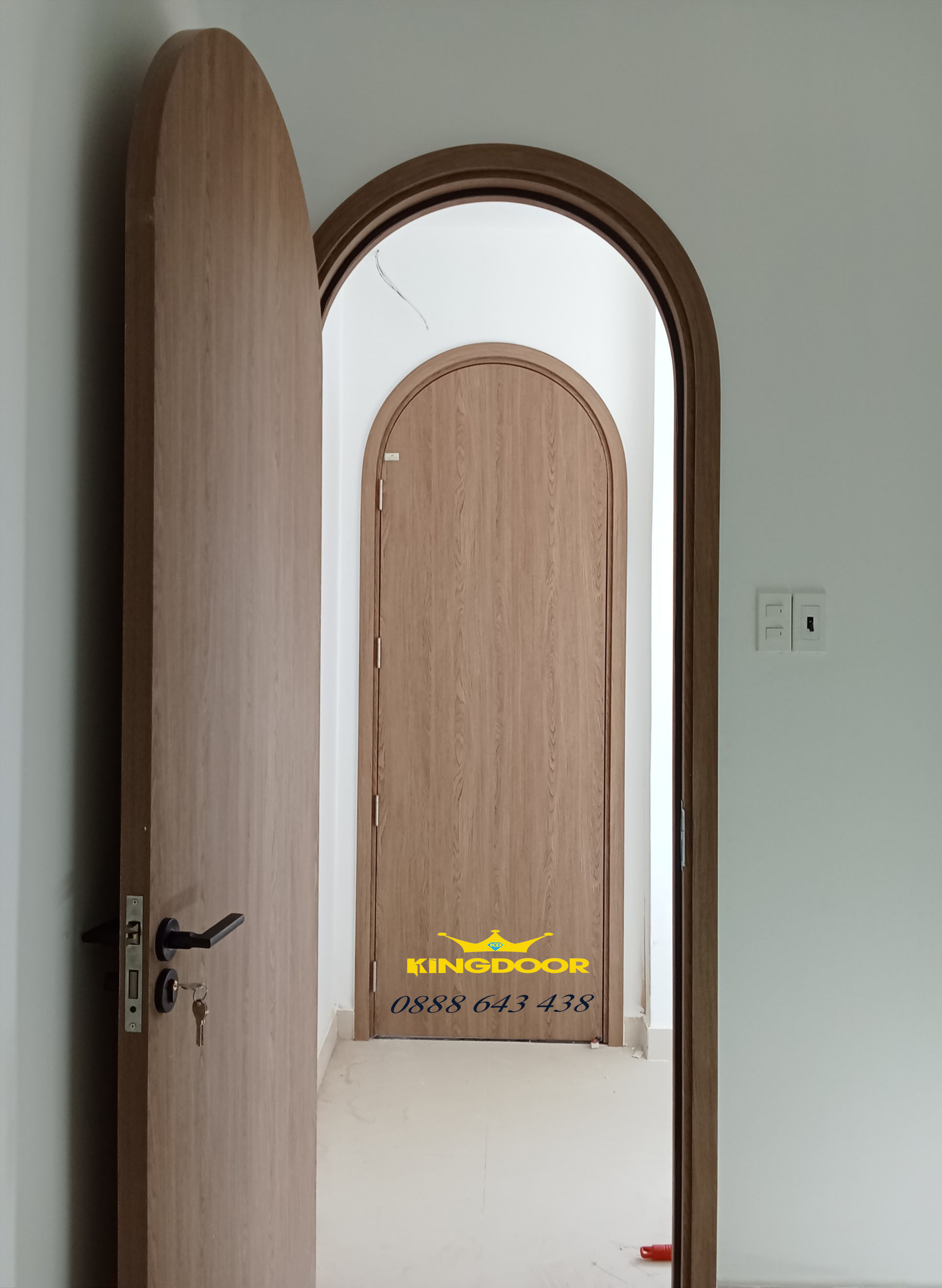 Cửa vòm nhựa composite tại Quận 11 TP HCM