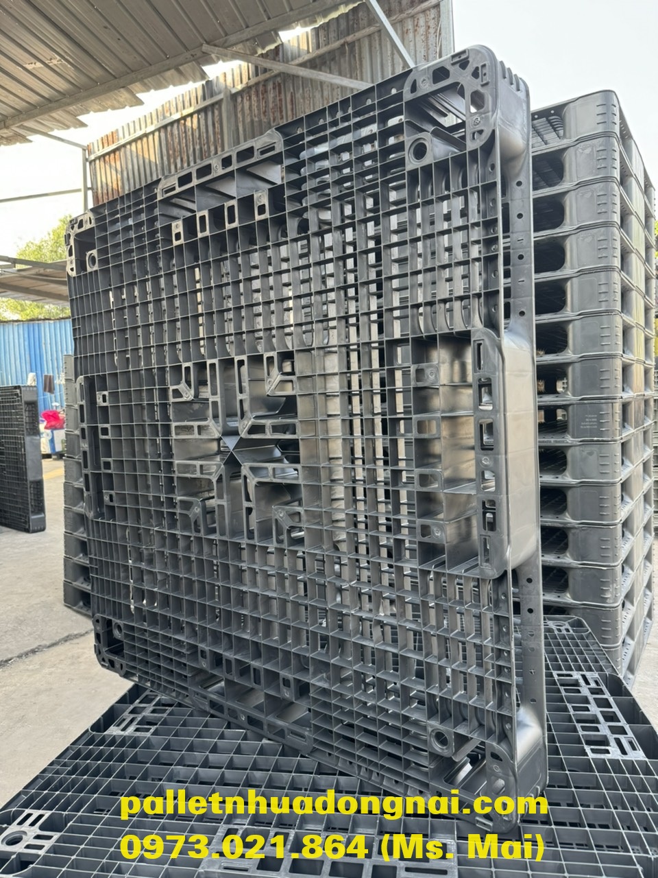 Phân phối pallet nhựa cũ giá rẻ cạnh tranh, liêm hệ 0973021864