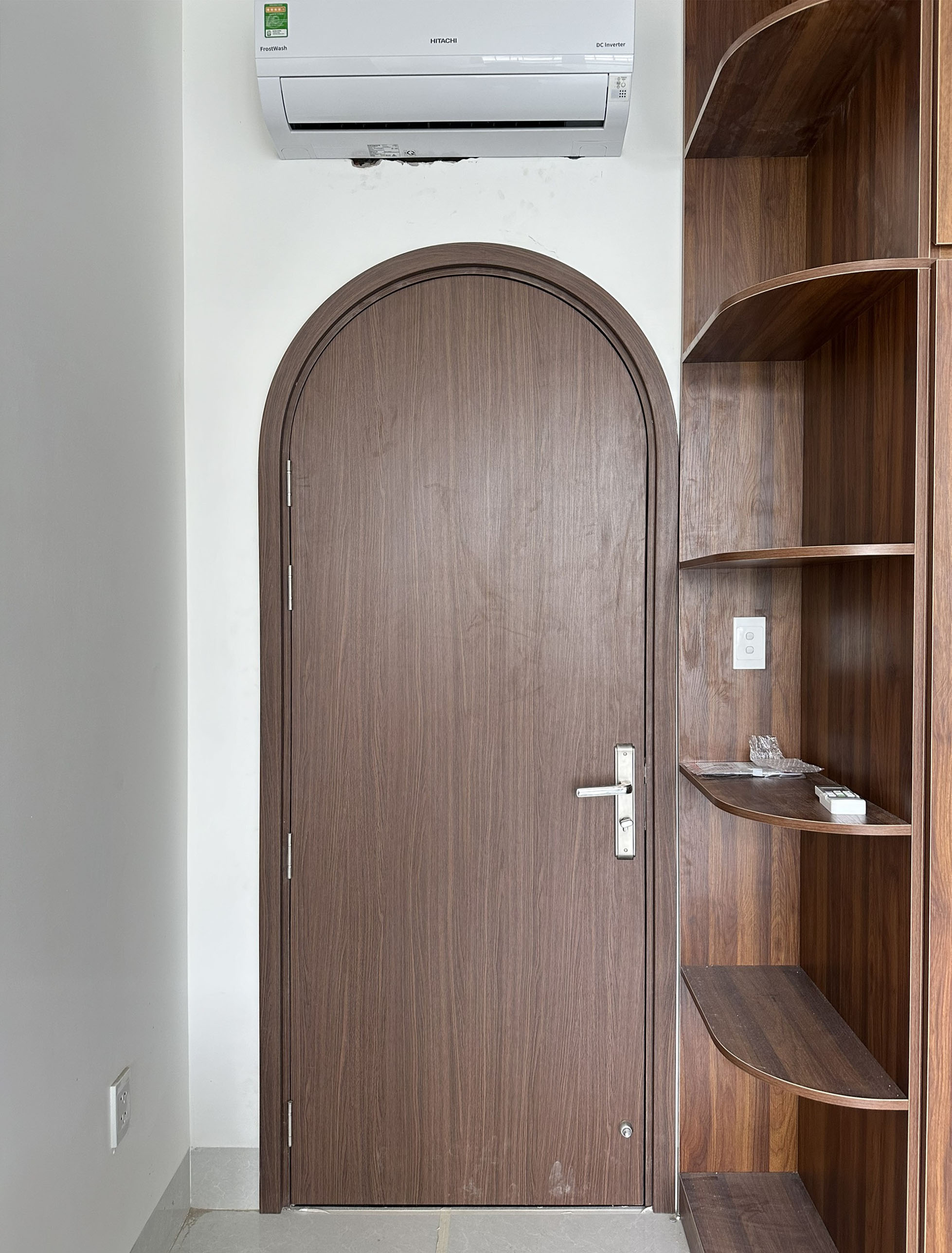Cửa vòm nhựa composite tại Quận 1 - Tp HCM