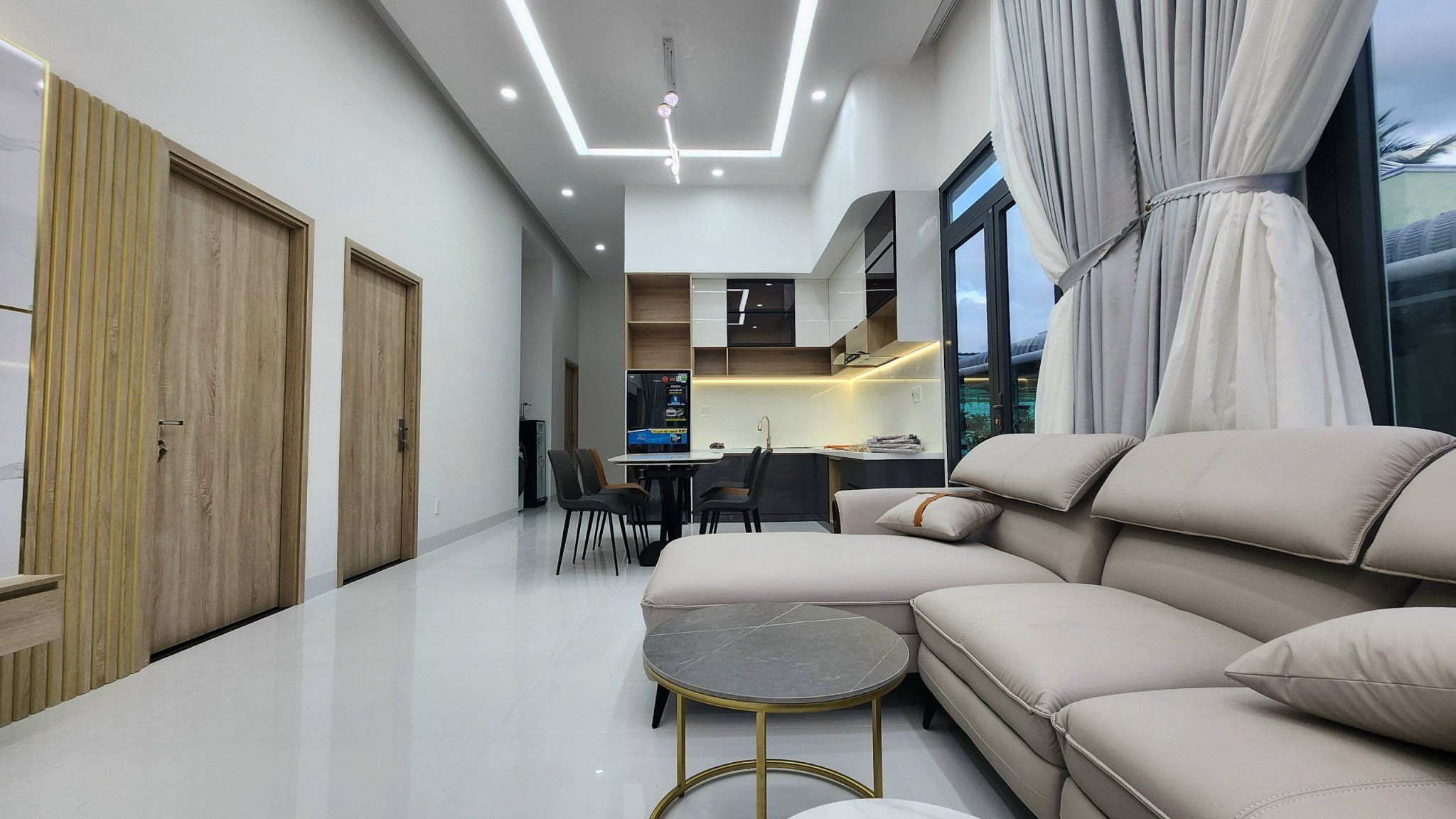 Cửa gỗ công nghiệp MDF Melamine tại Bình Thuận