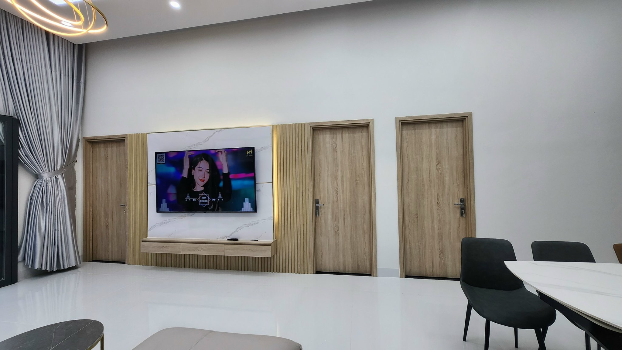 Cửa gỗ công nghiệp MDF Melamine tại Bình Thuận