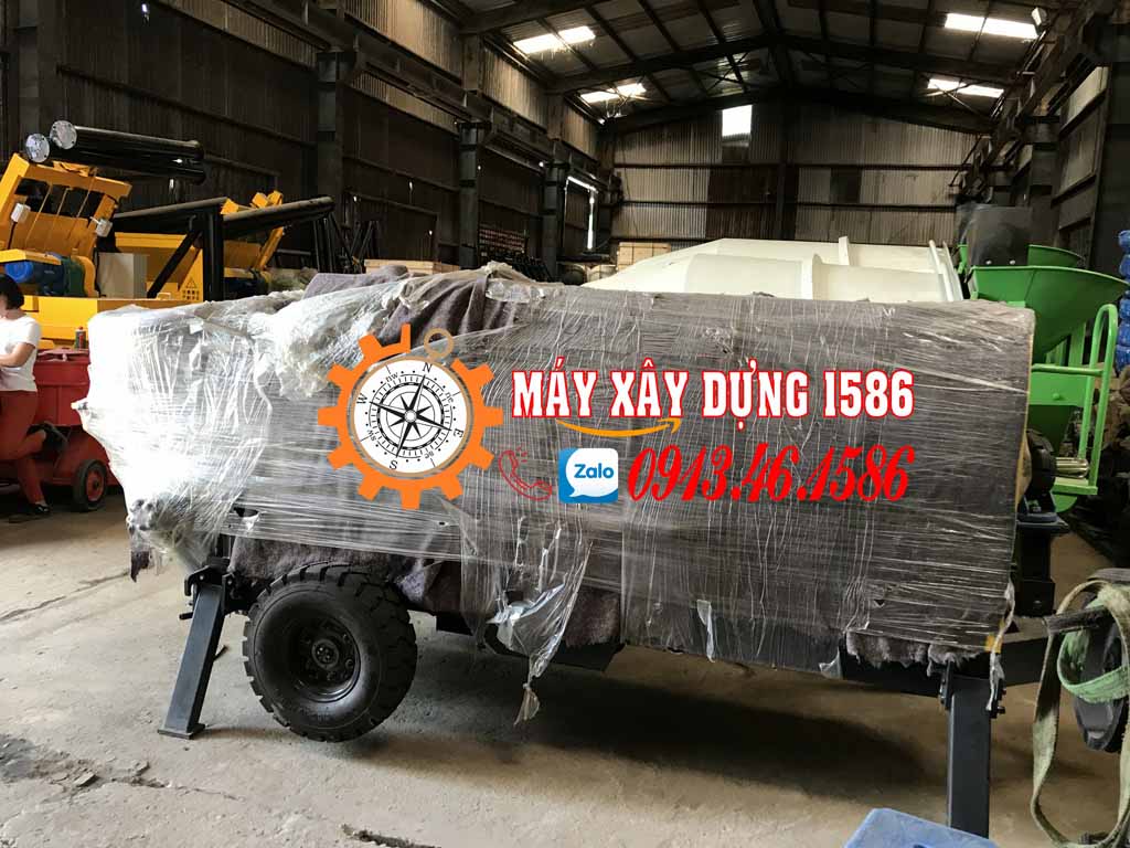 Máy bơm bê tông mini 10m3/h, giao hàng toàn quốc