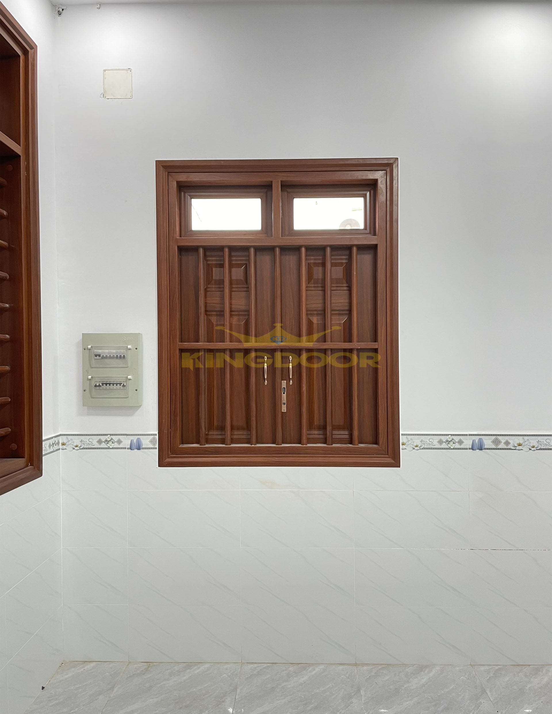 Cửa thép vân gỗ tại quận Bình Tân - TP HCM