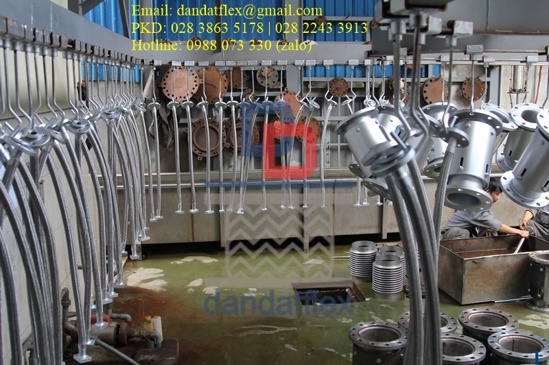 Khớp nối mềm chống rung, khớp nối mềm inox mặt bích