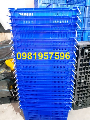 Sọt nhựa có quai sắt, sóng nhựa hở, sọt nhựa