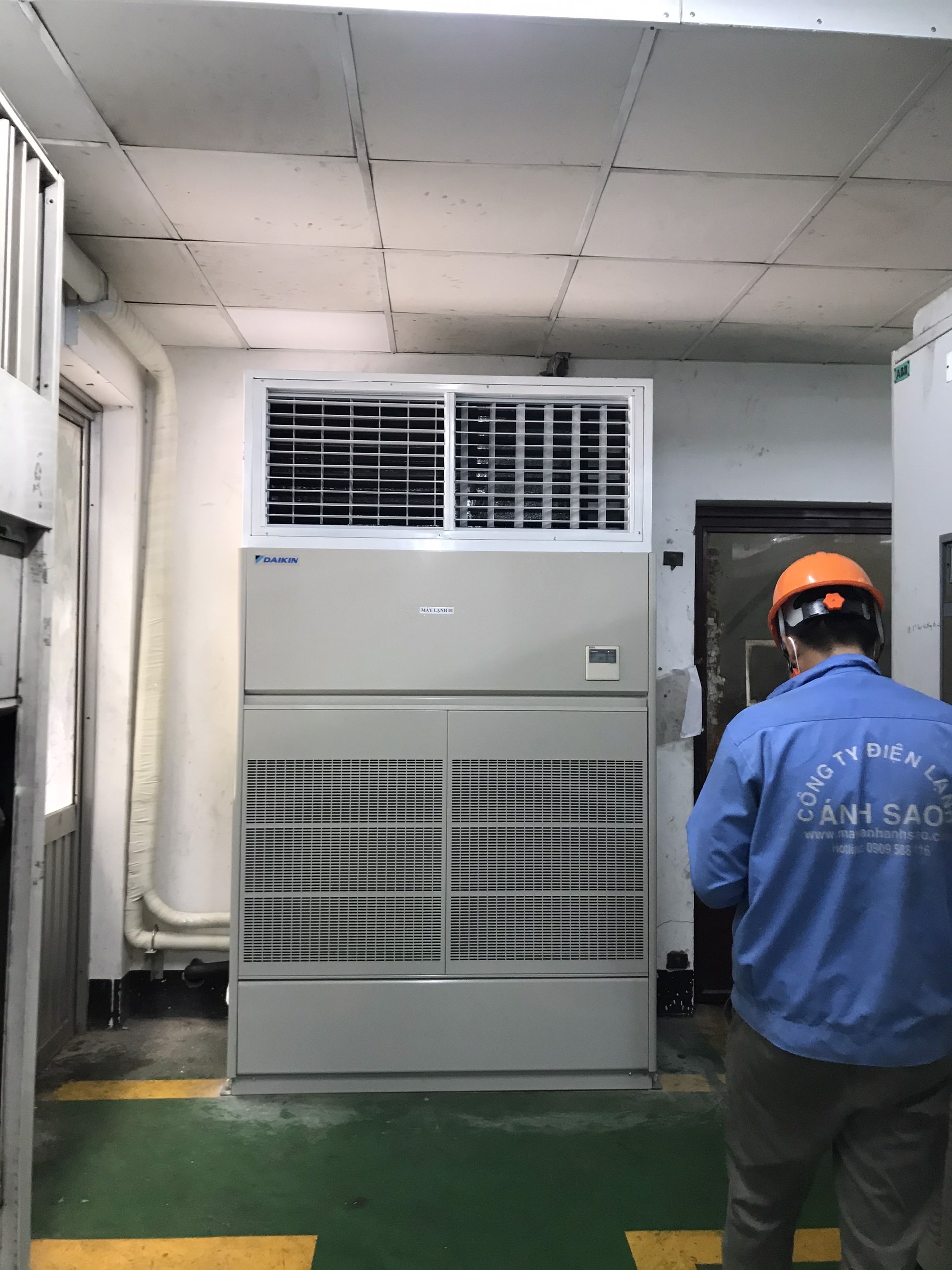 Tư vấn thiết kế thi công lắp đặt  máy lạnh tủ đứng Daikin nhà xưởng