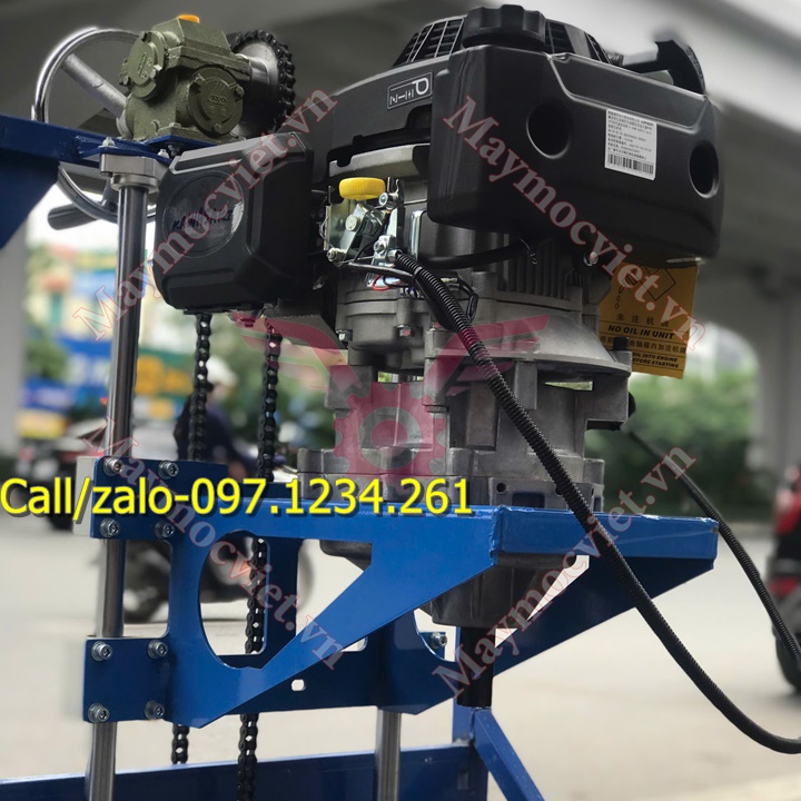 Máy khoan đất công nghệ cao 7Hp Kawasaki KW196 màu xanh