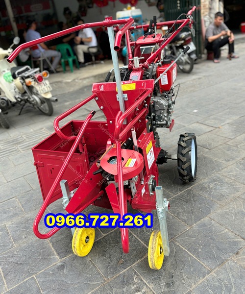 Máy thu hoạch ngô, thu hoạch bắp chạy dầu 12hp giá rẻ