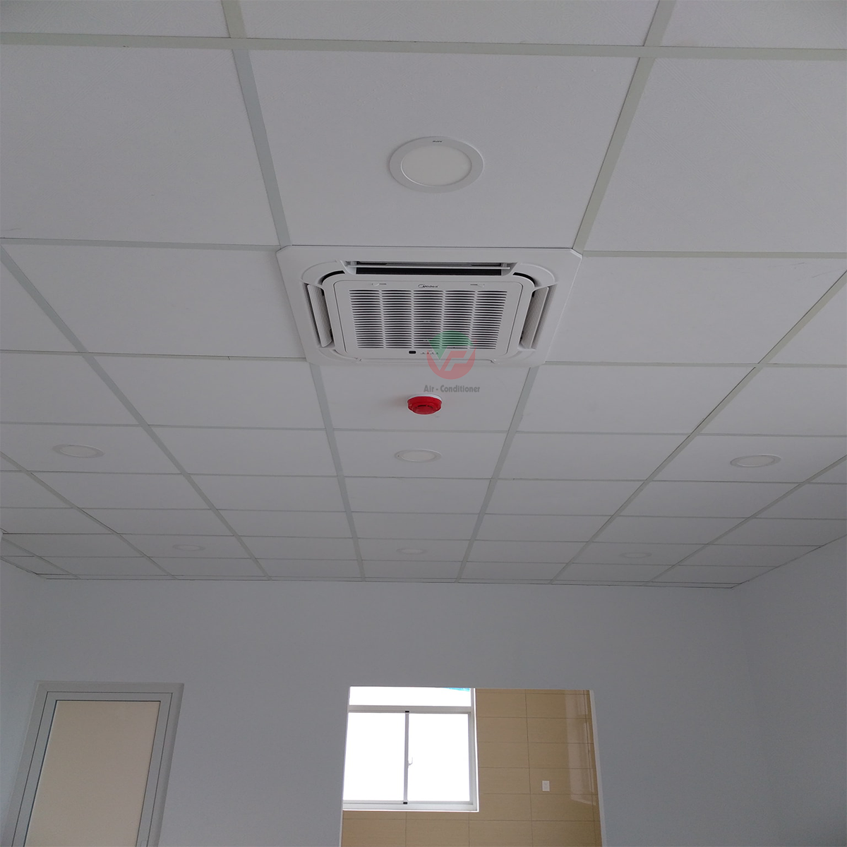 Lắp đặt Máy lạnh âm trần MIDEA mang lại không gian sang trọng thẩm mỹ