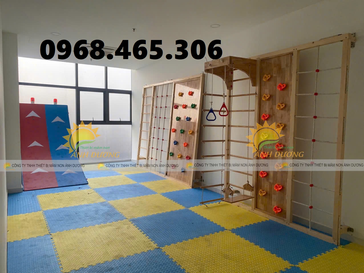 Kệ gỗ cao su mầm non, tủ gỗ cao su mầm non đa dạng mẫu