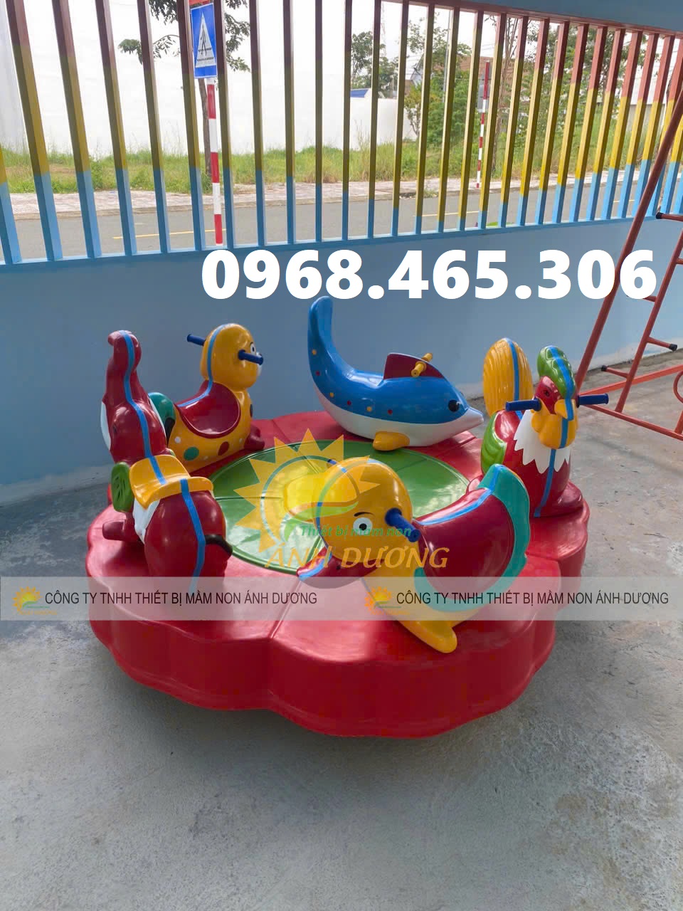 Mâm quay trẻ em, đu quay trẻ em 4 ghế gấu mầm non, mâm xoay trẻ em