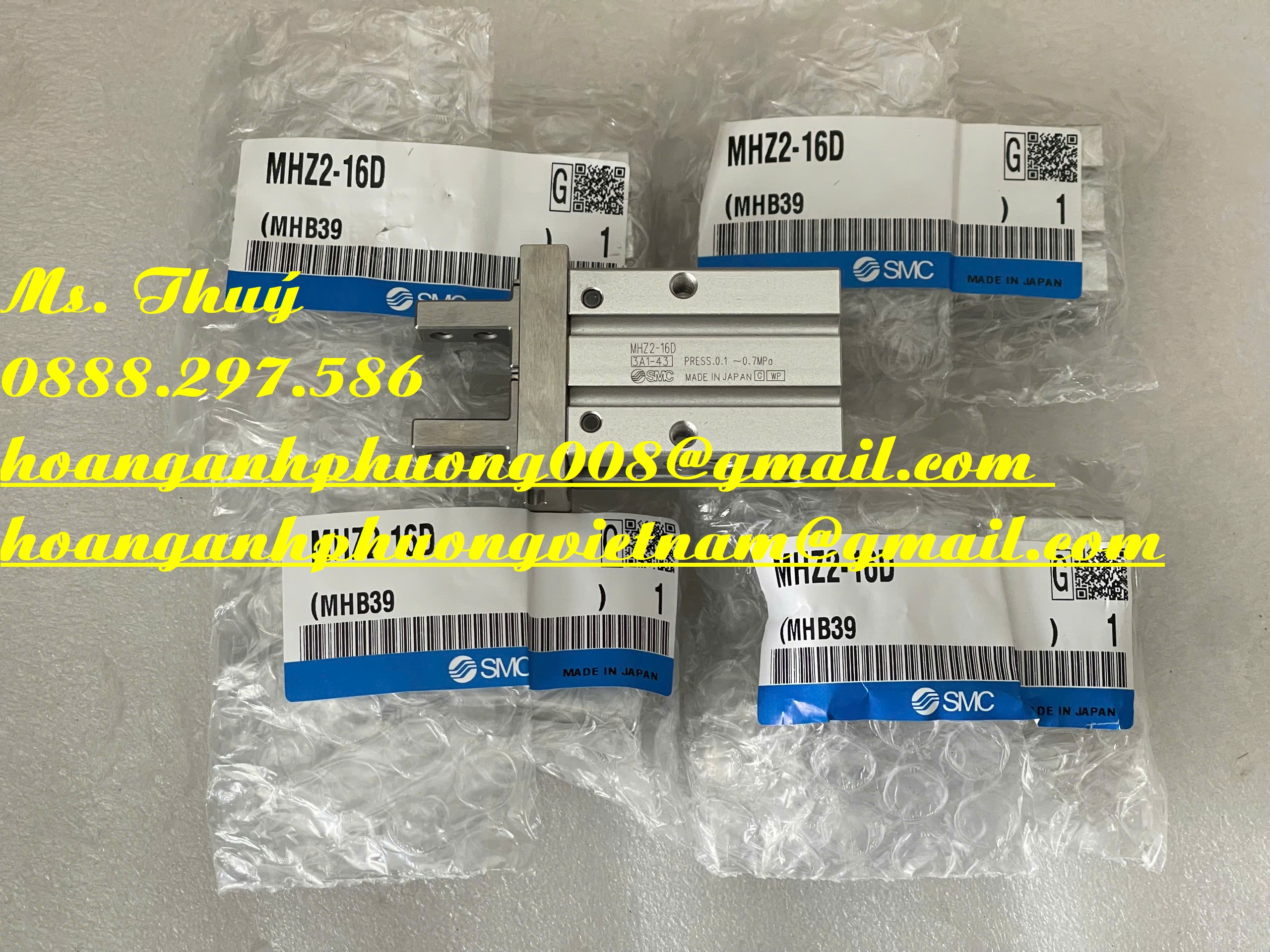 Mới 100% - Xi lanh kẹo SMC MHZ2-16D- Bình Dương