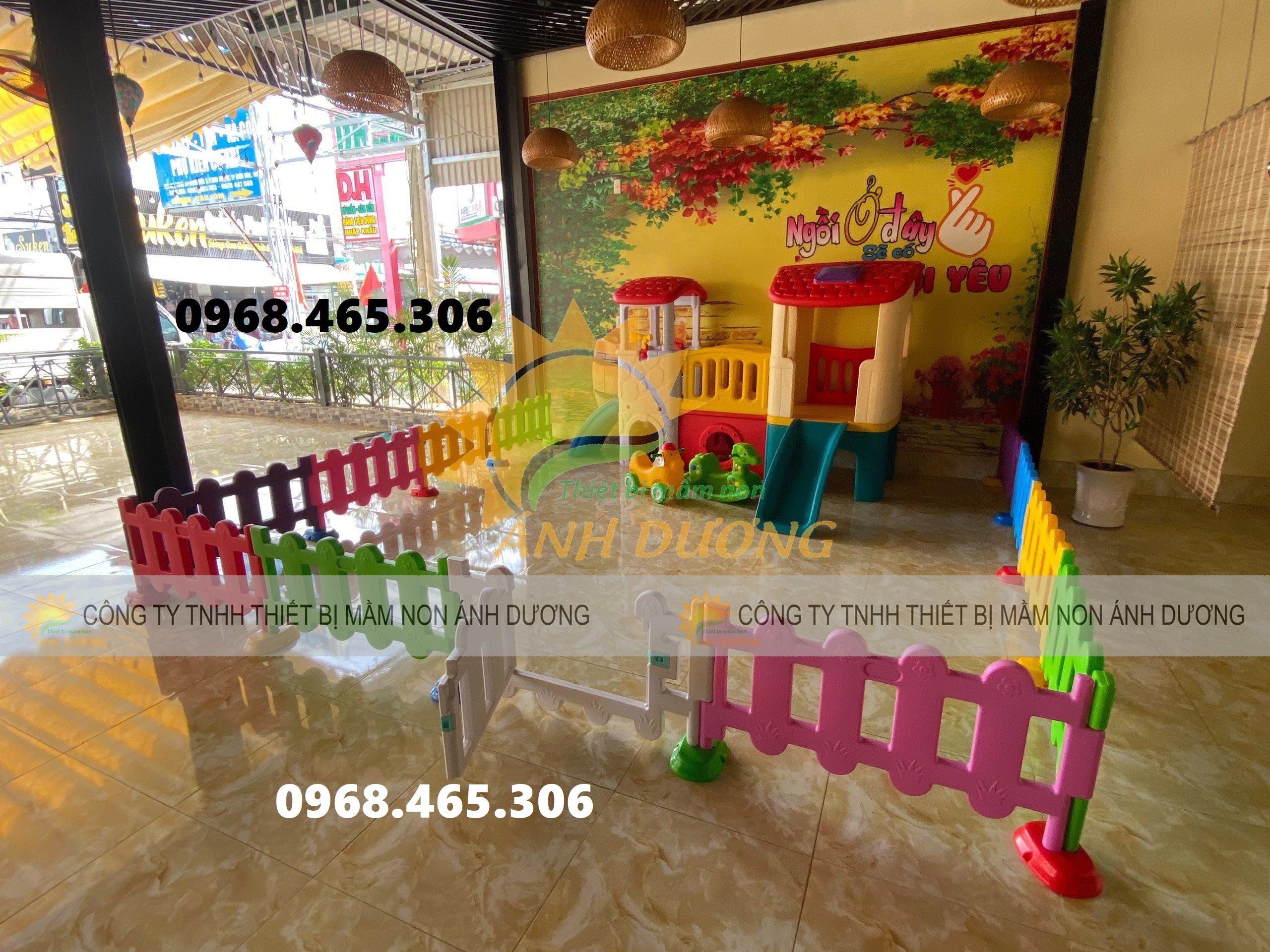 Hàng rào nhựa trẻ em, hàng rào chắn bằng nhựa nhiều màu nhập khẩu