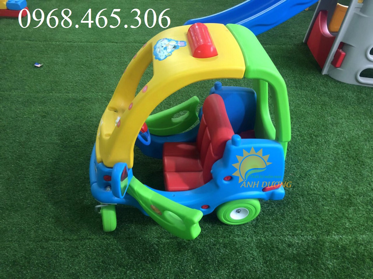 Xe chòi chân ô tô mái vòm trẻ em hàng nhập khẩu chất lượng cao