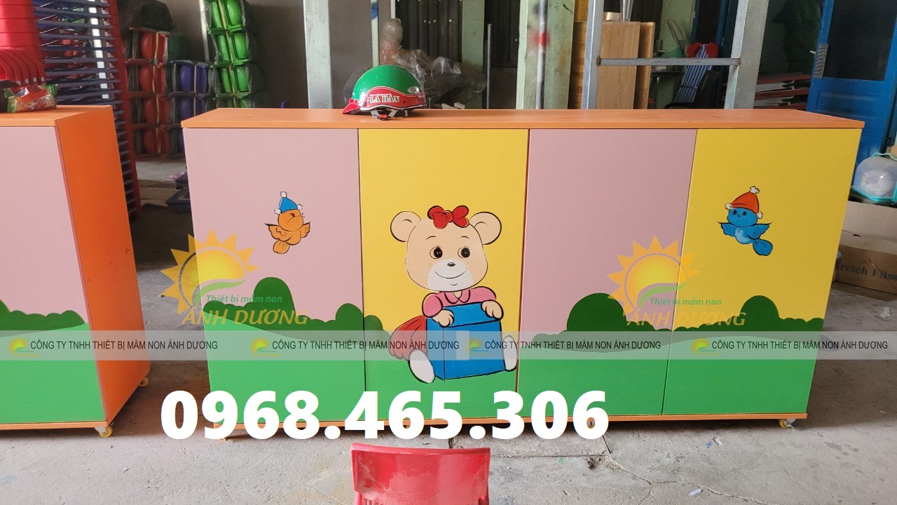 Tủ đựng chăn gối mầm non bằng gỗ, tủ gỗ nhà trẻ mẫu giáo