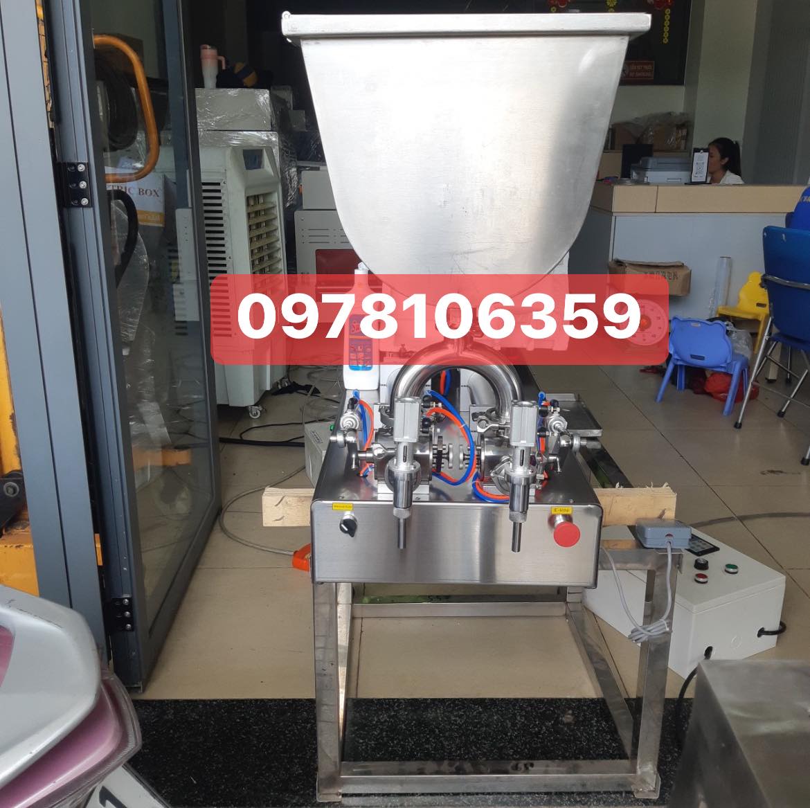 Máy chiết rót dịch sệt, máy chiết rót sate, máy chiết dịch chanh dây