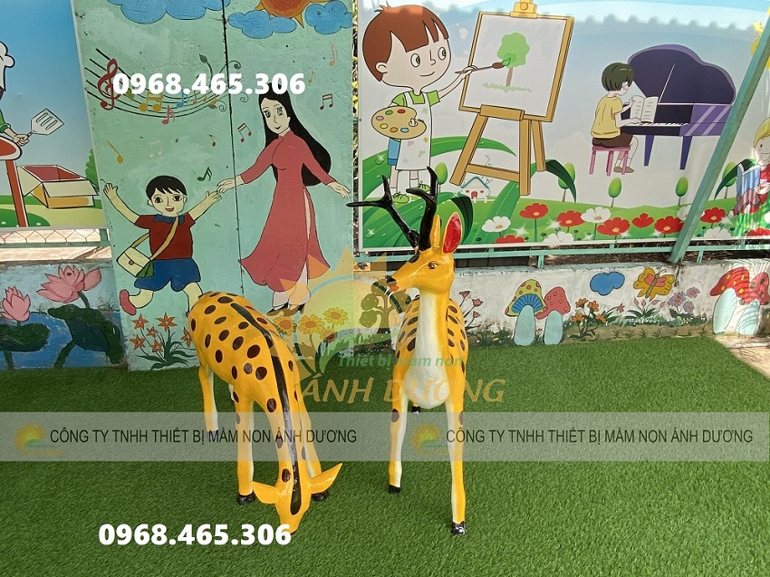 Tượng cổ tích Thạch Sanh, tượng Cô Tấm, tượng Bạch Tuyết bằng nhựa