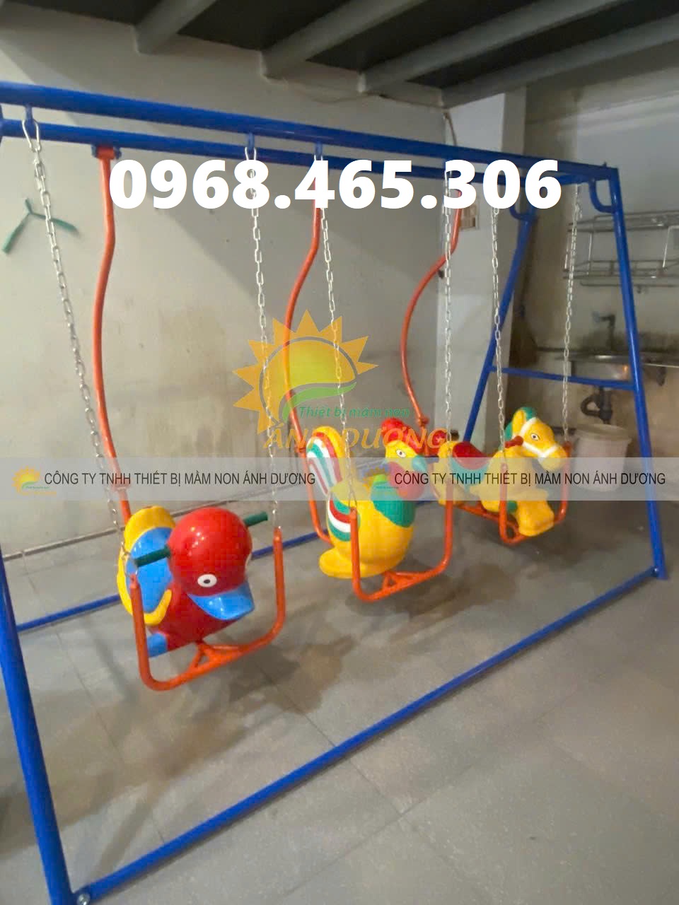 Xích đu trẻ em mầm non, xích đu sắt mầm non ngoài trời