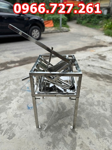 Thiết bị bổ dừa, đục dừa inox đa năng