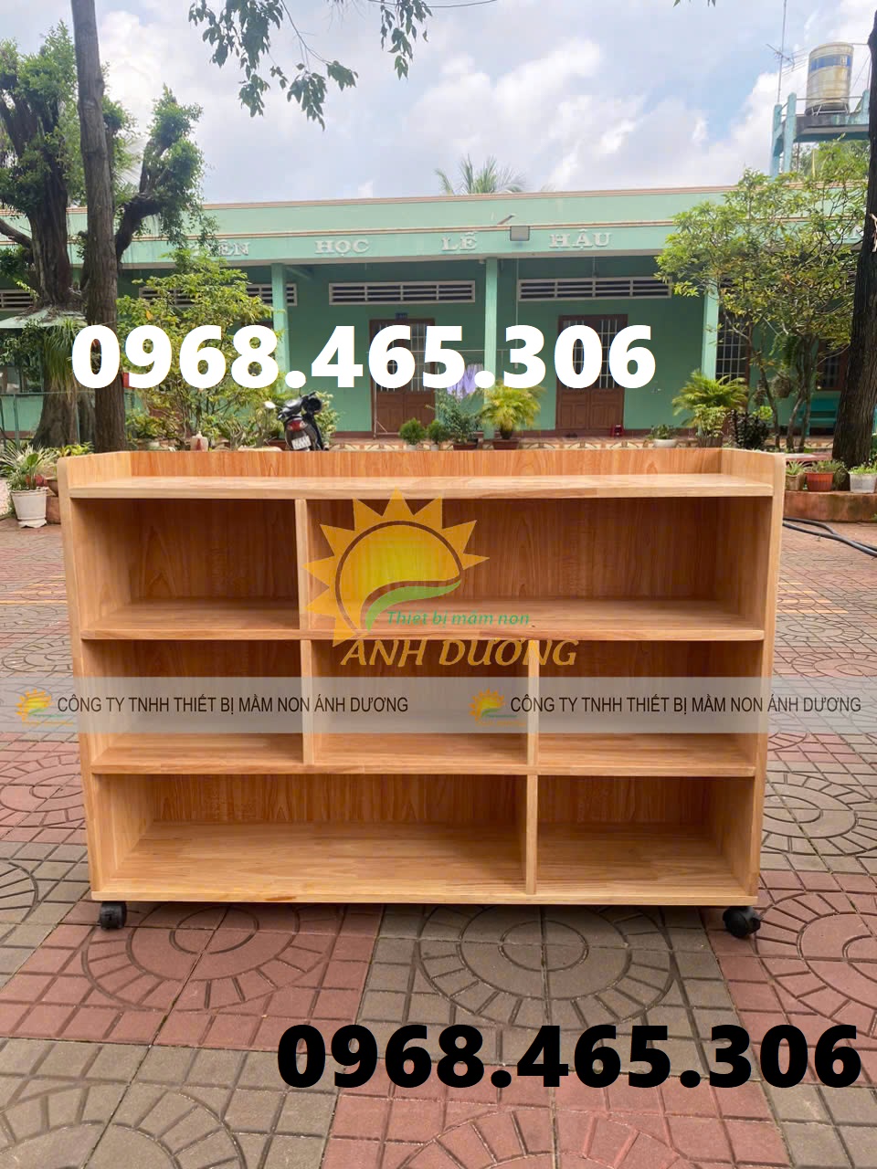 Kệ gỗ cao su mầm non, kệ gỗ 3 tầng mầm non, kệ gỗ nhà trẻ mẫu giáo