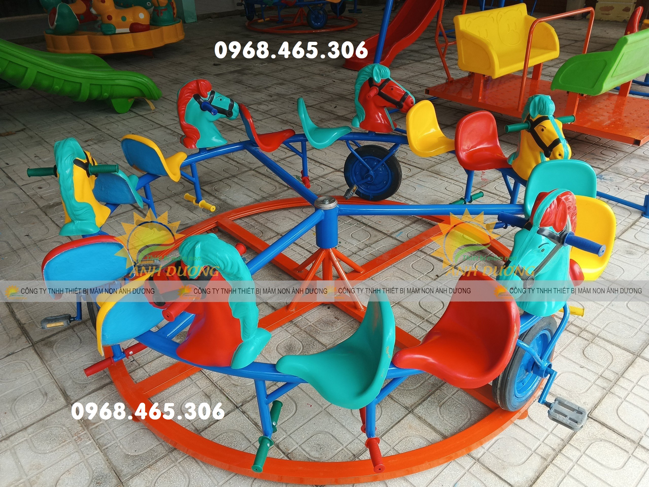 Đu quay đạp chân trẻ em, đu quay trên ray mầm non chất lượng cao