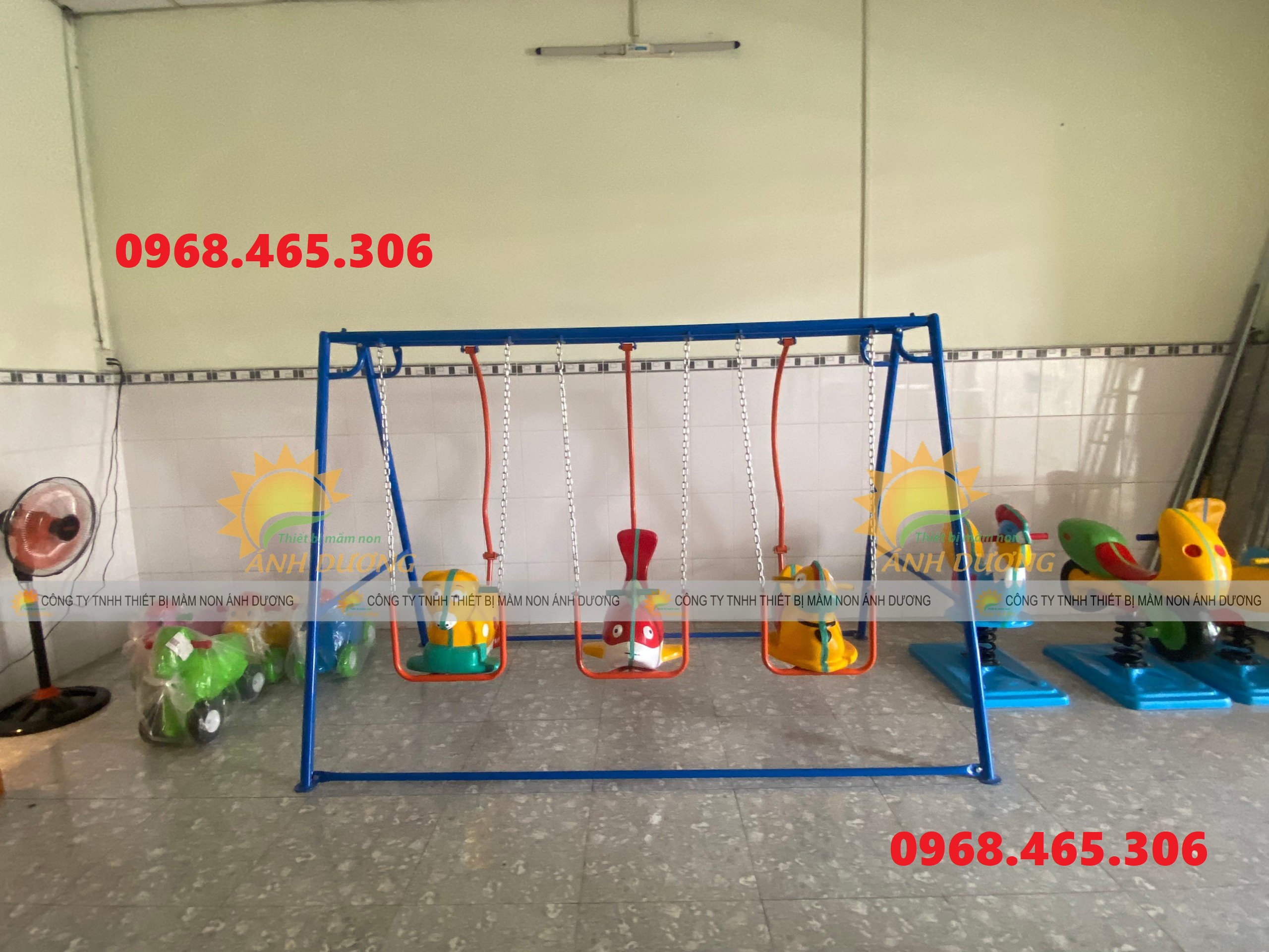 xích đu 3 con vật trẻ em, xích đu mầm non, xích đu sắt trẻ em