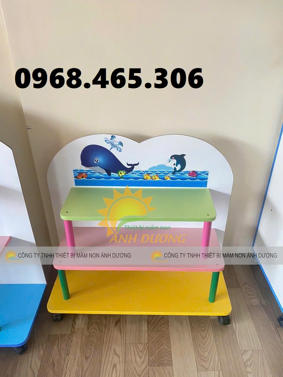 Kệ góc mầm non, kệ nhà trẻ, kệ cá nhân mầm non bằng gỗ