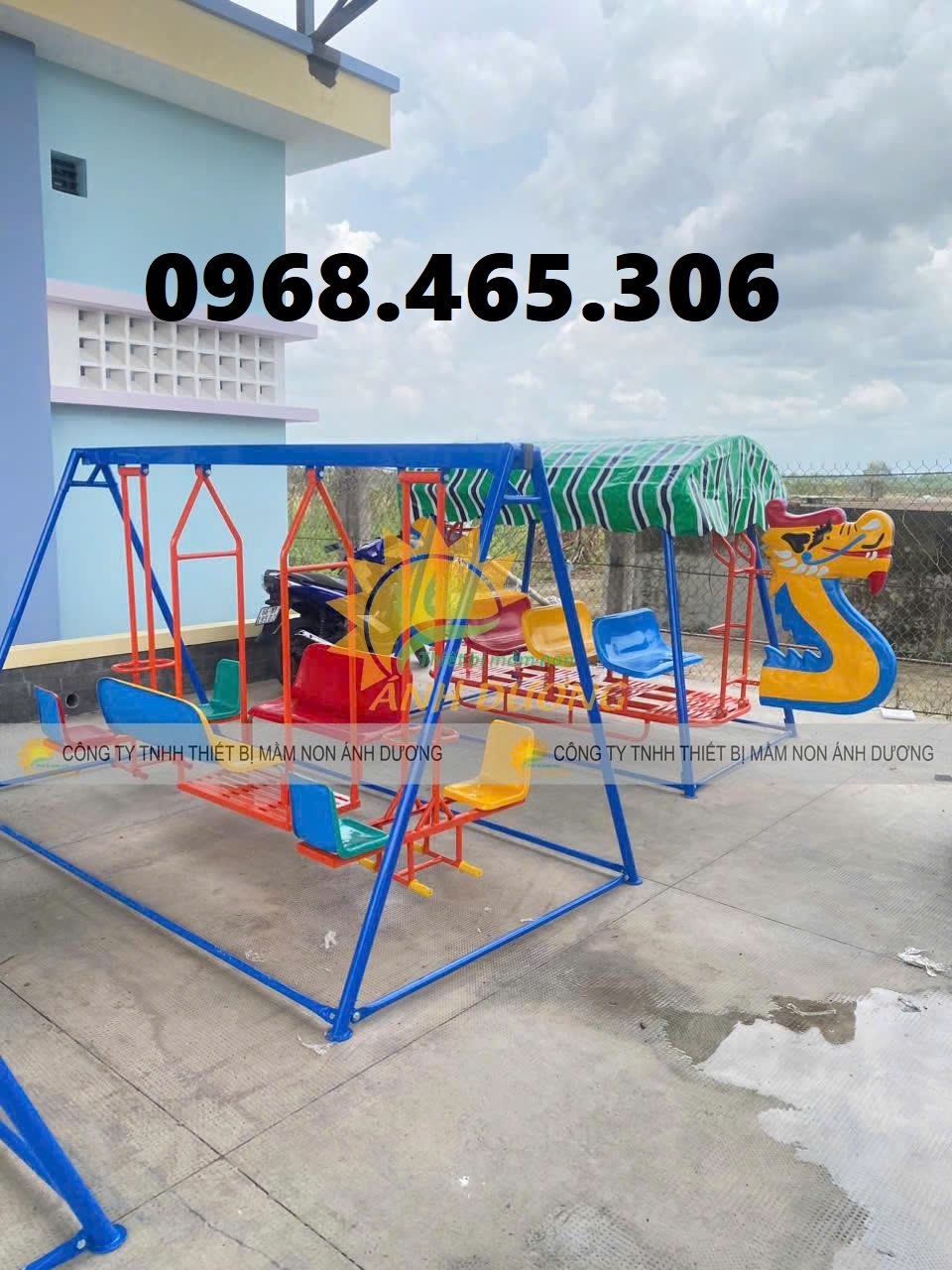 Xích đu treo mầm non, xích đu 3 con giống, xích đu 3 dạng 8 chỗ ngồi