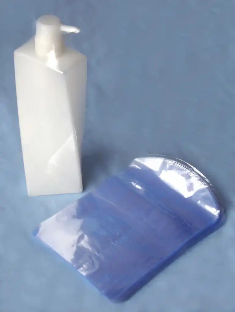 Màng co PVC ép cong - bọc chai có vòi hóa mỹ phẩm