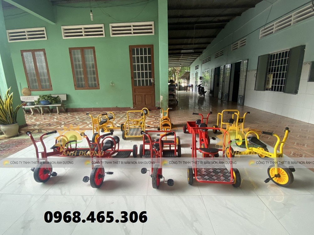 Xe đạp mầm non, xe đạp 3 bánh mầm non, xe đạp 3 bánh 2 chỗ ngồi