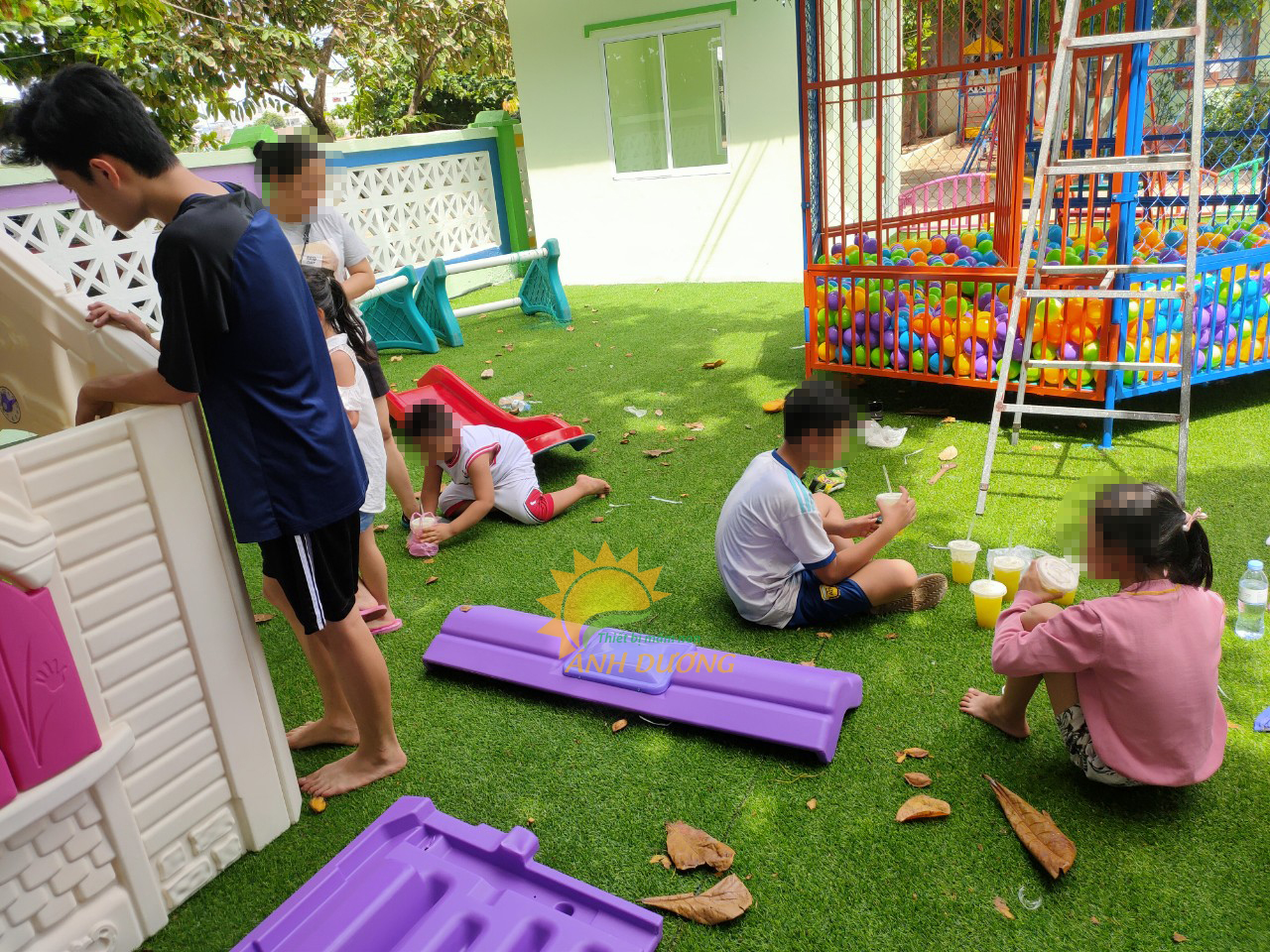 Ngôi nhà nhựa trẻ em, ngôi nhà đồ chơi trẻ em, ngôi nhà cổ tích cho bé
