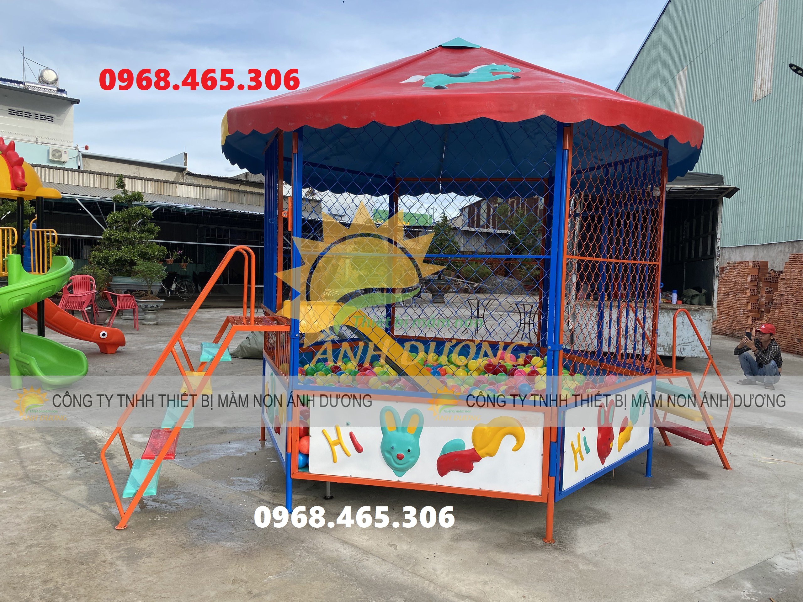 Nhà banh sắt trẻ em, nhà banh ngoài trời trẻ em, nhà banh lục giác