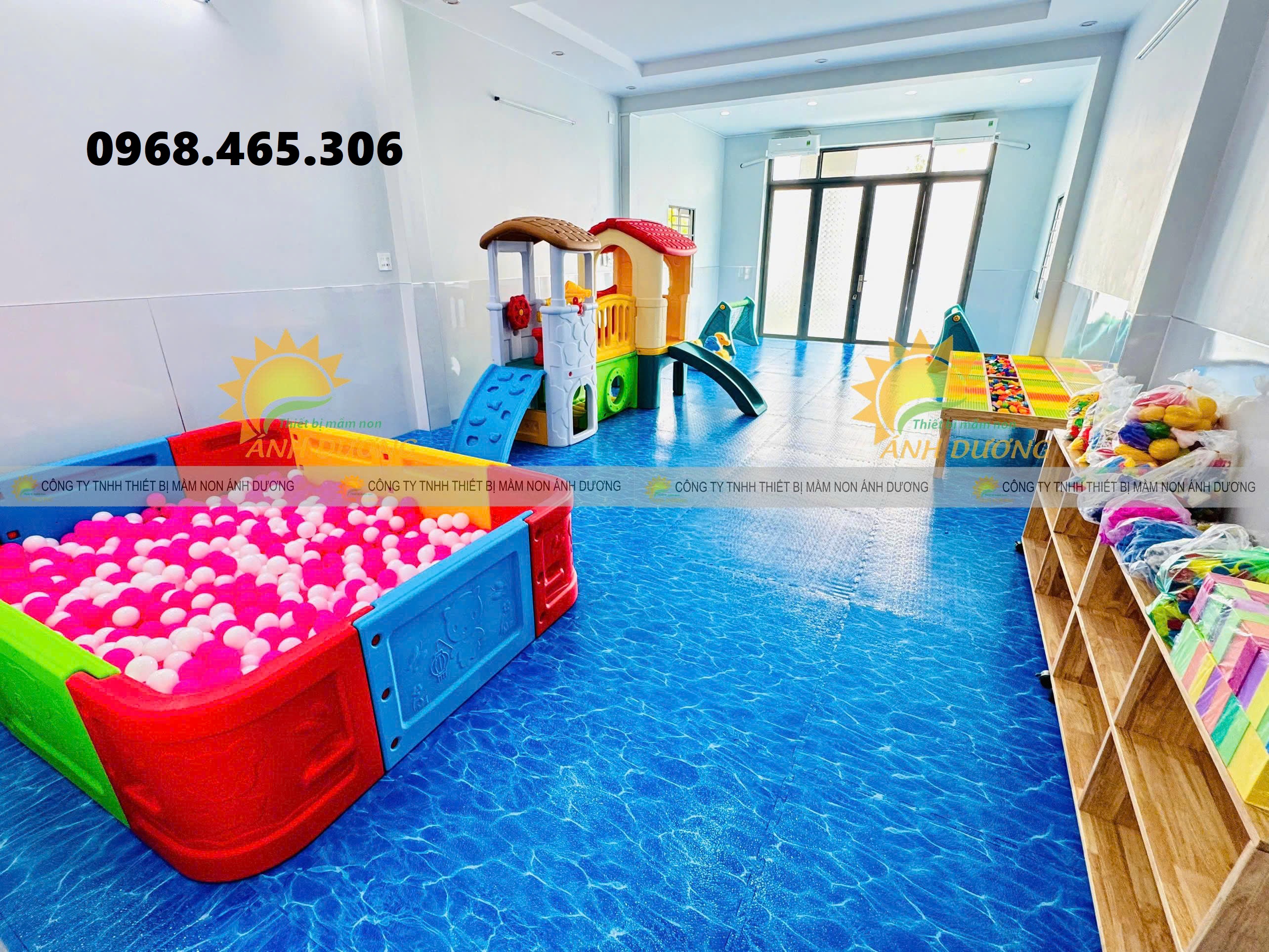 Bộ nhà leo cầu trượt trẻ em, quây bóng nhựa trẻ em, bàn lego cho bé